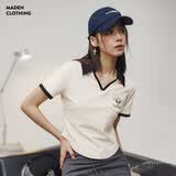 马登女装美式短款V领Polo衫正肩运动短袖t恤修身翻领撞色上衣女夏季 米白色 【2026马登美高设计感的小凉快复古polo学院风透气掐腰】 M -卡码拍大