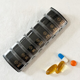 CiNii德国制造小药盒旅行便携分装随身小药盒 一周7天七格原装进口 酷黑色