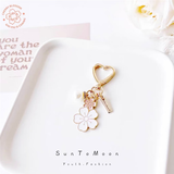 SunToMoon可爱双面樱花合金钥匙扣花朵字母DIY少女心书包挂件Airpods吊饰