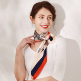 达芬奇密码 真丝大方巾缎面丝巾女桑蚕丝春秋百搭杭州送女友生日礼物实用 花环骏马 橙蓝