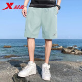 特步（XTEP） 运动裤短裤男裤子夏季男士休闲中裤跑步服黑色速干短裤五分裤男 碧水绿-带拉链 L /175【现货速发】