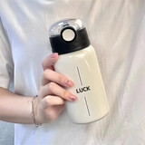 喜具杯 【学生保温杯】2022新潮配色女学生吸管保温杯316不锈钢简约ins风经典撞色情侣便携杯子 夏日白450毫升（316加厚内胆） 保温杯