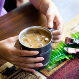 阿司倍鹭（ASVEL）创意咖啡杯马克杯保冷保温杯带盖水杯不锈钢办公室水杯女情侣杯子 黑色 240ml