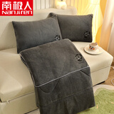 南极人（Nanjiren）冬季加厚抱枕被子两用毯子二合一办公室午睡枕头汽车沙发折叠靠枕 牛奶绒抱枕被-山茶花灰色 35*55cm【展开115*155cm】一只装
