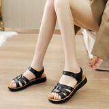 韩雪妃子（HANXUEFEIZI）妈妈凉鞋夏季真皮软底中年妈妈鞋防滑中老年女鞋子老人鞋2025新款 黑色8217女凉鞋 38 (240mm) 软底防滑