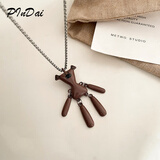 品岱秋冬复古咖色小熊卫衣项链女ins嘻哈设计感小众长款合金毛衣链男