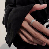 YLXLG莫比乌斯环戒指男士潮学生韩版时尚个性情侣食指女网红高级感指环 罗马戒指（开口可以调大小）