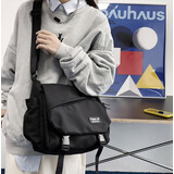 芊恋奾男士斜挎包ins工装风日系休闲男包大容量单肩包个性邮差包潮定制 黑色单包防水面料