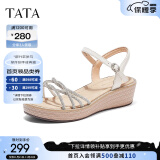 他她（TATA）厚底一字带坡跟凉沙滩凉鞋女凉鞋女新款式WBR01BL3 米白 34