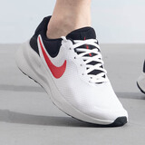 耐克（NIKE）男鞋2025夏季新款运动鞋REVOLUTION 7休闲鞋子轻便透气公路跑步鞋 FB2207-102/革命7代/白火焰红 42