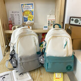 索亚特 书包女初中生简约韩版高中生轻便日系小清新高颜值中学生双肩包男 大容量大学生校园防水百搭背包 灰色+小花挂件