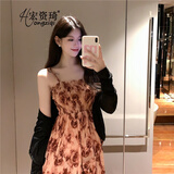 宏资琦新品连衣裙女装套装2025夏季新款气质显瘦法式复古碎花吊带长裙子 红色吊带裙+开衫 2XL （建议135—150斤）