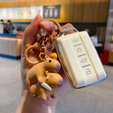 范爷家呆萌水豚汽车挂件可爱网红卡皮巴拉车钥匙扣创意公仔钥匙链车挂件