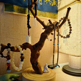 原木树杈带底托摆件 书架客厅茶几摆设 手工天然把玩首饰实木支架 棕红色 30厘米一个适合挂手串鹦鹉站架