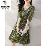 啄木鸟优雅碎花裙2026夏季新款重磅冰丝连衣裙遮腹拼接减龄小个子v领百 绿色 L 建议105-120斤