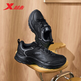 特步女鞋革面冬季保暖户外运动跑步老爹休闲鞋时尚百搭运动鞋子女