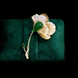 尹木夕祖母绿荷叶别针大衣胸针高档女小众胸花西服配饰结婚生日礼物女 XZ0563祖母绿荷叶胸针