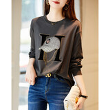 德玛纳【奇迹童话小镇】春秋云柔感小众纯棉设计感烫钻长袖气质女式t恤