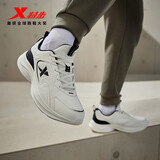 特步男子跑步鞋运动鞋冬季轻便减震防泼水革面跑鞋