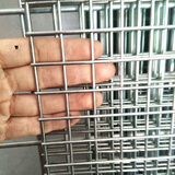 贺联宏毅铁丝网围栏 镀锌电焊网片网格 养殖网小孔钢丝防护栏网养鸡防鼠网 2*2厘米孔*2.0毫米粗/1*2米一张