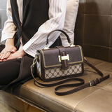 KYOJIN高品质印花小方包2024新款潮流撞色手提包百搭锁扣女士单肩斜挎包 咖啡色 小包