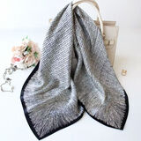 经典黑白时尚气质围巾女韩版百搭秋冬洋气保暖90方巾丝巾披肩两用 【2025新款】小香风90*90