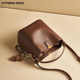 CYTHERIA KOCO小&CK轻奢包包女包 水桶包斜挎通勤包真皮手提包女生日礼物送老婆 CK-小水桶包棕色（精美礼盒）