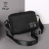 菲都狄都（Fido Dido）男包牛津布单肩包男斜跨小包休闲多层轻便帆布包运动尼龙户外防水 黑色横款大号