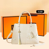 游子吟生日礼物送妈妈母亲婆婆50岁60长辈女士手提包刺绣款女包2026年 流苏款2-礼盒包装