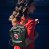 FJALLRAVEN北极狐双肩包女时尚休闲大容量书包23561-660森林绿7L