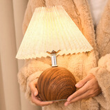 优丽美家特别好看的台灯床头灯卧室百褶复古实木书房起夜灯温馨浪漫氛围感 【胡桃木色】单色暖光 高度28cm*宽23cm