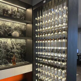 高端轻奢亚克力红酒白酒洋酒家用展示柜酒店酒吧商用红酒架定制 亚克力酒架