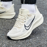 耐克（NIKE）跑步鞋 男鞋 2025夏季新款REVOLUTION网面运动鞋透气休闲跑步鞋 QUEST 6/黑/帆白 40.5 (内长255mm)