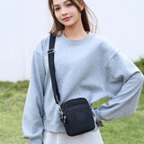 小熊依恋迷你多隔层手机包女百搭尼龙帆布斜挎包外出散步轻便小包包情人节