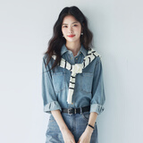 伊芙丽（eifini）蒋欣代言【爆款延续】复古蓝色牛仔衬衣女通勤女装外套 浅蓝 M 110-125斤