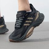 阿迪达斯（adidas）男鞋跑步鞋 2025夏季新款透气缓震跑鞋耐磨轻便低帮休闲鞋运动鞋 一号黑/常春藤绿/店长主推款 42 (内长260mm)