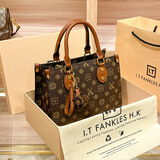 爱马仕（HERMES）香港代购真皮女包2024新款百搭中年女包妈妈手提包时尚单肩斜挎包 棕色 专柜礼盒套装