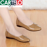 卡帝乐鳄鱼（CARTELO）新品真皮单鞋女平底女豆豆鞋春秋季平跟软底防滑百搭妈妈鞋皮鞋 驼色【真皮】 35
