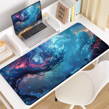 聚盈丰 鼠标垫大号桌垫笔记本键盘垫电脑办公锁边可爱卡通电竞包边游戏桌垫800*300*2mm 魔渊秘境