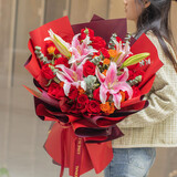 爱在此刻 鲜花速递红玫瑰百合花束探望送女友长辈生日礼物全国同城配送