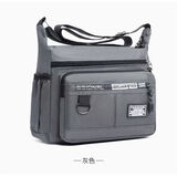 2025大容量男包单肩包耐磨背包多口袋包商务休闲男士斜挎包 款一灰色20*26*9cm