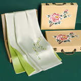 杭丝路苏绣丝巾真丝女桑蚕丝围巾护颈围脖送妈妈长辈生日礼物海棠浅绿