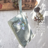 途尊（kingtrip）国风布艺简约古风拉链刺绣手机钥匙帆布小包手拿包笔袋零钱包女 青绿鱼荷刺绣（无配件单包包）