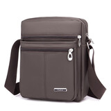 小安熊新款男斜挎包新款牛津布防泼水小包包韩版潮多层大容量男士包竖款 大号棕色