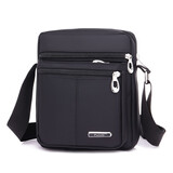 小安熊新款男斜挎包新款牛津布防泼水小包包韩版潮多层大容量男士包竖款 大号黑色