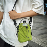 威纳登户外轻量化小包多功能运动手机包骑行工装斜挎包纯色单肩包水杯包 绿色