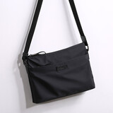 派保爵男包单肩包男士斜挎包帆布韩版轻便大容量休闲背包潮流商务挎包男 横款黑色1918A