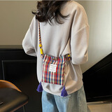 察今2025春新款复古文艺彩色格纹小众设计手机包迷你斜挎小包包流苏包 深蓝色