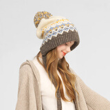 卡蒙（Kenmont）可爱彩色提花毛球毛线帽女加绒窄围巾一体护耳保暖针织帽9561