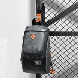 稻草人男士随身旅行休闲单肩斜挎包手机背包骑行时尚胸包通勤挂包大容量